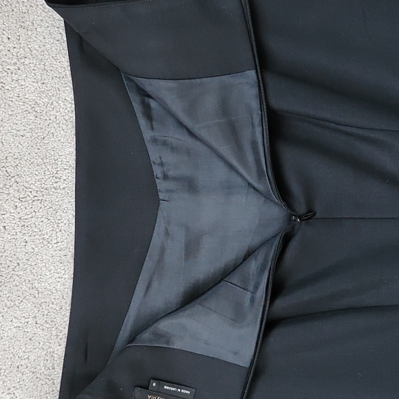 BCBG MaxAzaria Skirt - Picture 4 of 7